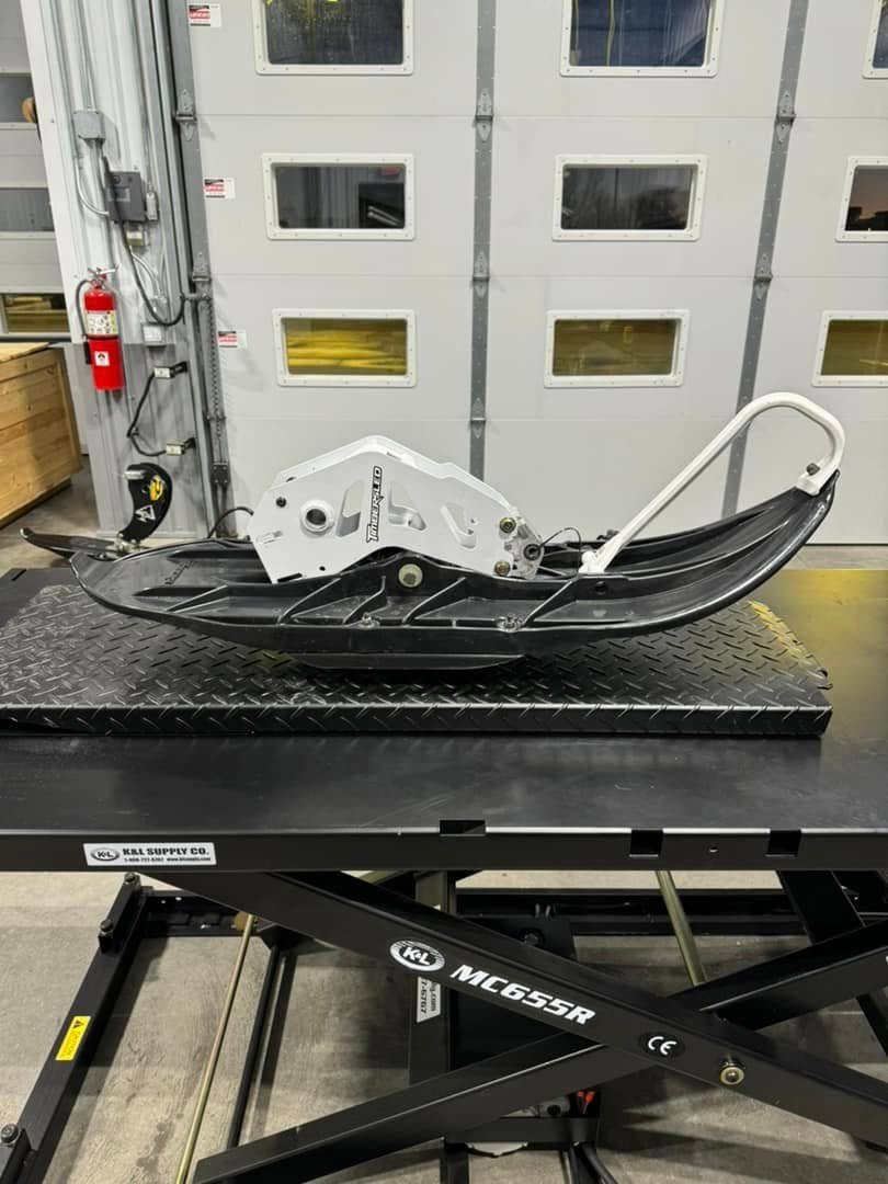 2025 Timbersled RIOT 3 product photo 8